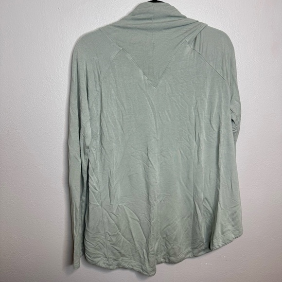 Athleta nirvana wrap long sleeve in opal green - Picture 8 of 11